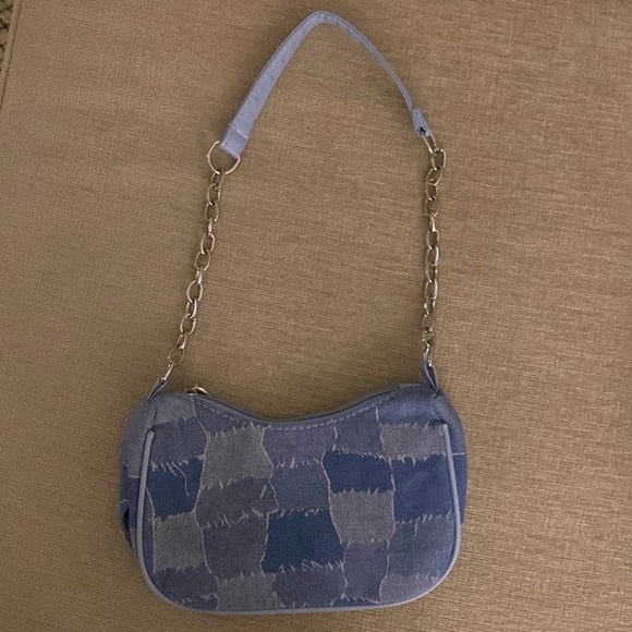 Purses - Picture 2 of 4